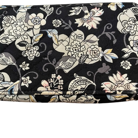 Vera Bradley RFID Zip Around Wallet Black Floral Women Size 6.5 x 4 - Picture 5 of 11